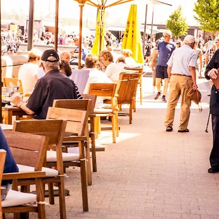 Z1-das Haus Цвенкау